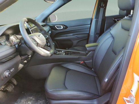 New 2026 Jeep Compass Latitude AWD/4WD image 21