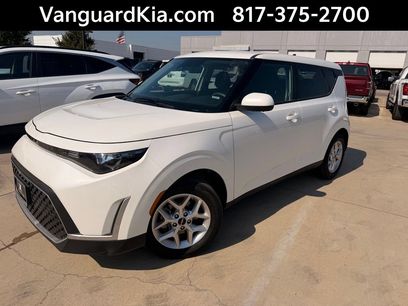 Certified 2025 Kia Soul LX w/ LX Technology Package