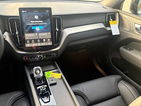 New 2026 Volvo XC60 T8 Ultra w/ Protection Package Premier image 13