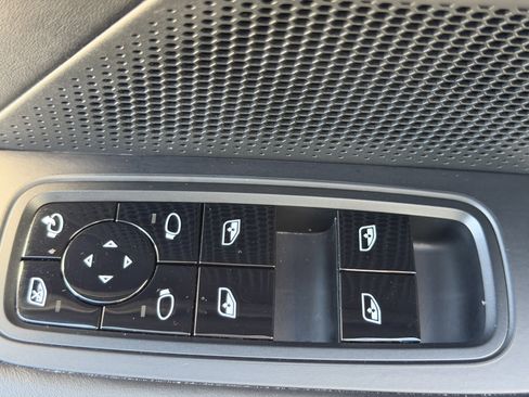 Certified 2020 Porsche Taycan Turbo image 22