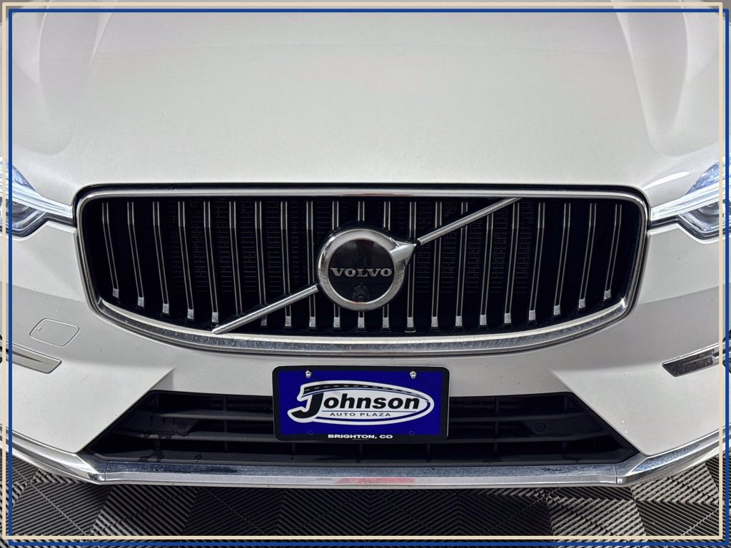 Used 2022 Volvo XC60 T8 Inscription Expression w/ Advanced Package AWD/4WD image 4