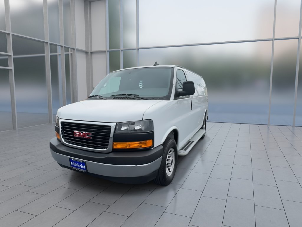 Used 2025 GMC Savana 2500 w/ Driver Convenience Package RWD image 3