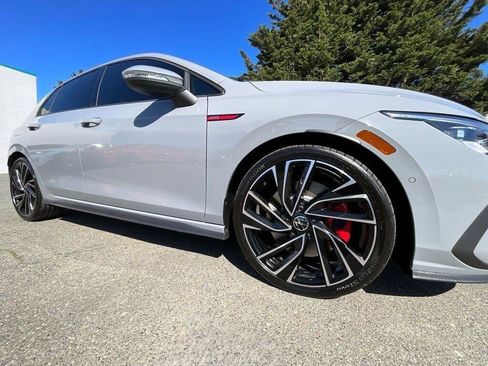 Used 2024 Volkswagen GTI Autobahn image 10