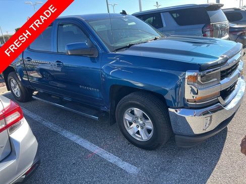 Used 2018 Chevrolet Silverado 1500 LT w/ All Star Edition image 8