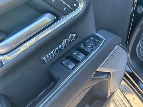 Used 2026 Chevrolet Silverado 1500 High Country w/ Midnight Edition image 11