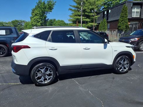 Used 2022 Kia Seltos EX AWD/4WD image 32