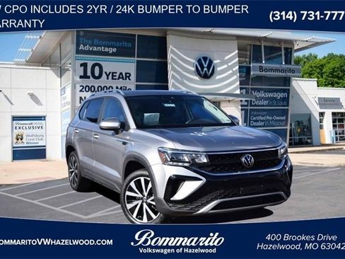 Certified 2023 Volkswagen Taos SE w/ Panoramic Sunroof Package image 1