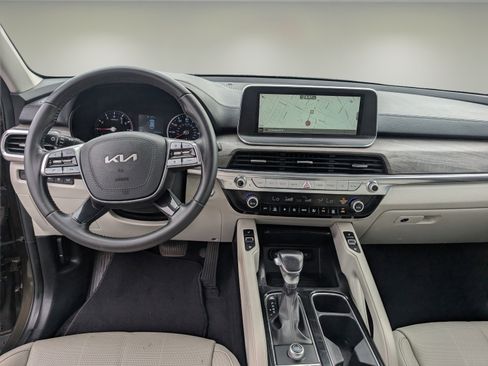 Used 2022 Kia Telluride EX w/ EX Premium Package FWD image 13
