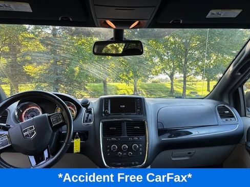 Used 2019 Dodge Grand Caravan SXT FWD image 7