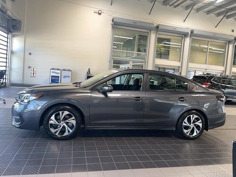 Used 2025 Subaru Legacy Premium AWD/4WD image 4