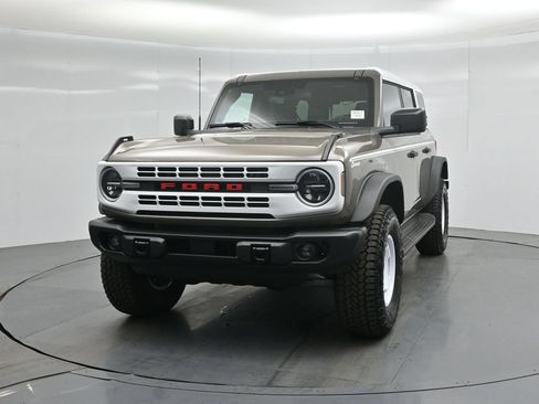 Certified 2026 Ford Bronco Heritage Edition AWD/4WD image 54