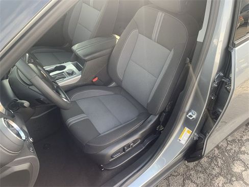 Certified 2025 Chevrolet Blazer LT w/ Convenience Package image 18