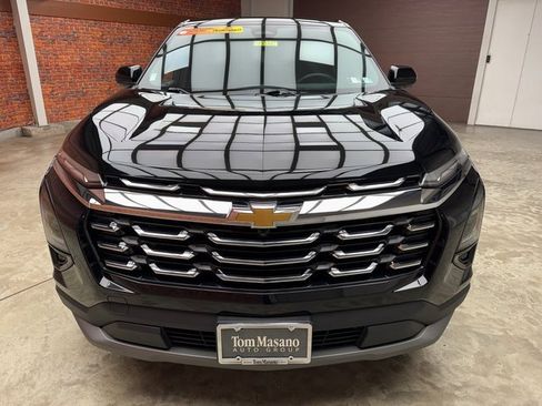 Used 2025 Chevrolet Equinox LT w/ Safety and Technology Package image 8