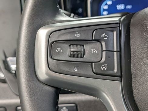 Used 2025 Chevrolet Silverado 2500 LT image 21