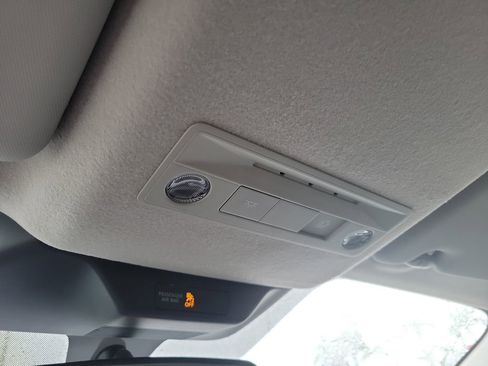 New 2026 Nissan Kicks SV image 31