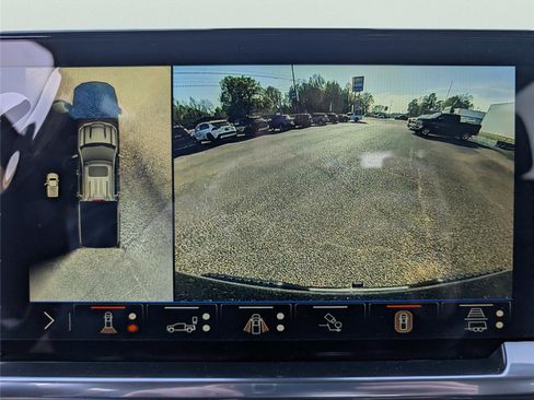 New 2026 Chevrolet Silverado 1500 LT Trail Boss w/ LT Trail Boss Premium Package AWD/4WD image 44