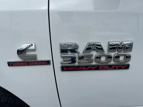 Used 2018 RAM 3500 Tradesman w/ Ambulance Prep Group RWD image 7