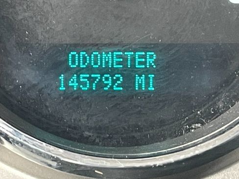 Used 2008 Chevrolet Silverado 2500 LT w/ 1LT Convenience Package image 38