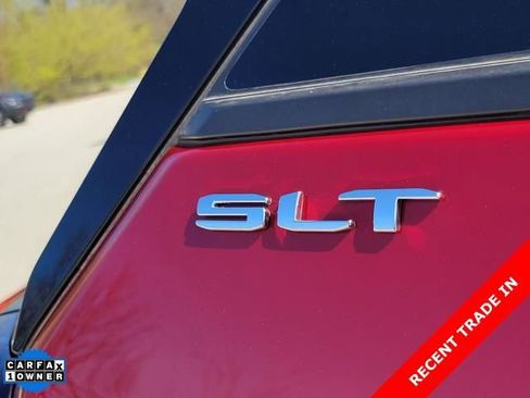 Used 2023 GMC Terrain SLT w/ LPO, Floor Liner Package AWD/4WD image 6