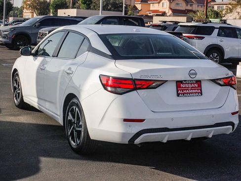 Certified 2024 Nissan Sentra SV image 9