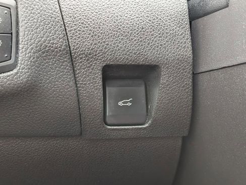 Used 2013 Ford Edge SEL AWD/4WD image 33