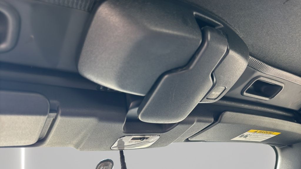 Used 2009 MAZDA MX-5 Miata Touring RWD image 18