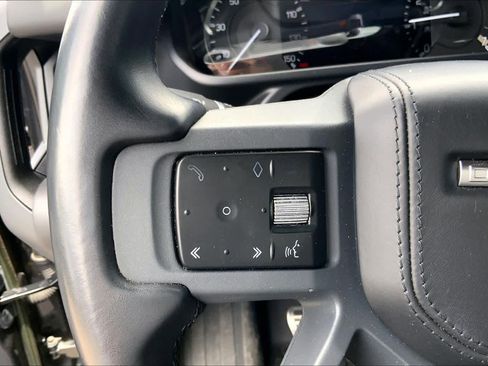 Certified 2023 Land Rover Defender 110 X-Dynamic SE AWD/4WD image 22