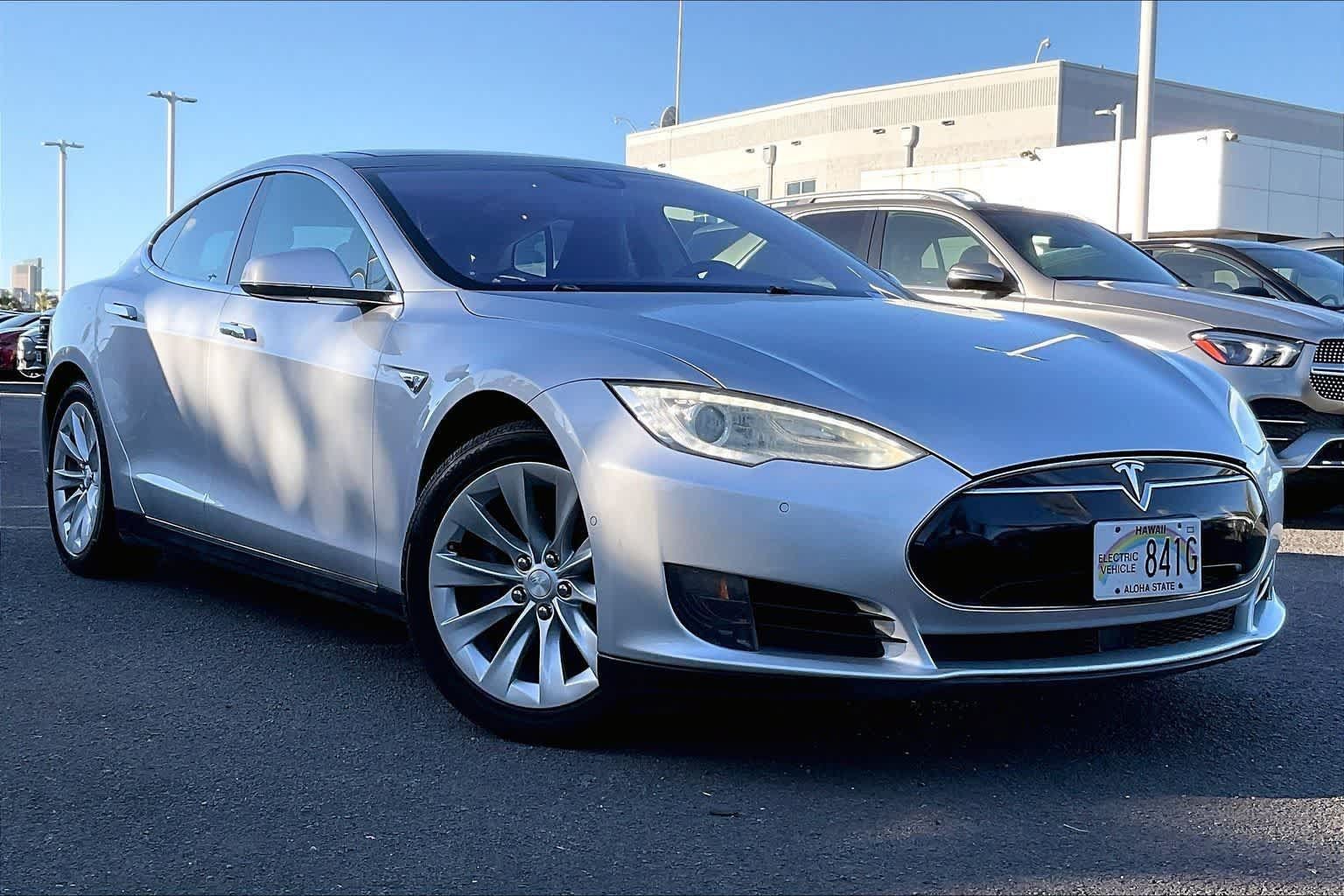 Used 2016 Tesla Model S 70 RWD image 21