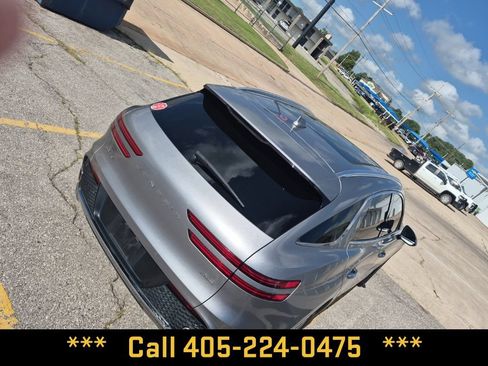 Used 2023 Genesis GV70 2.5T w/ Select Package AWD/4WD image 17