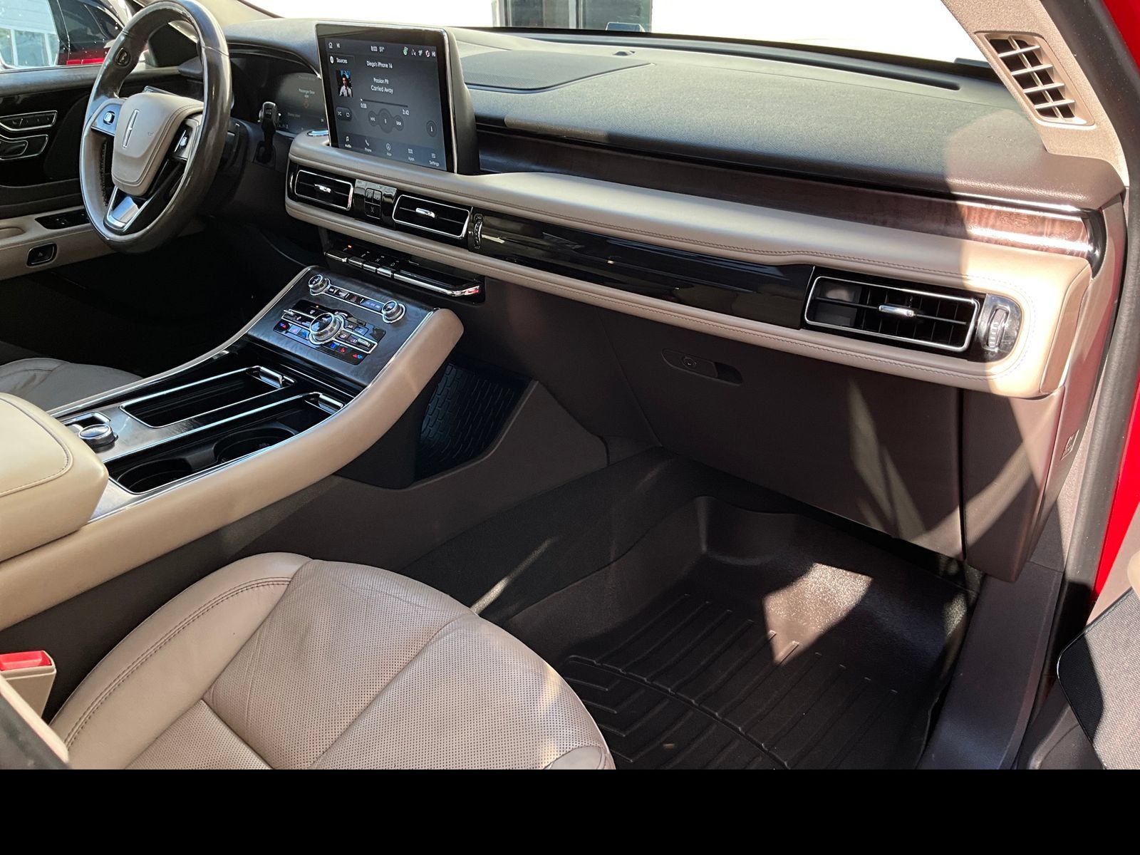 Used 2021 Lincoln Aviator Reserve w/ Equipment Group 201A AWD/4WD image 10