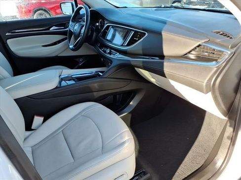 Used 2024 Buick Enclave Essence w/ Technology Package image 28