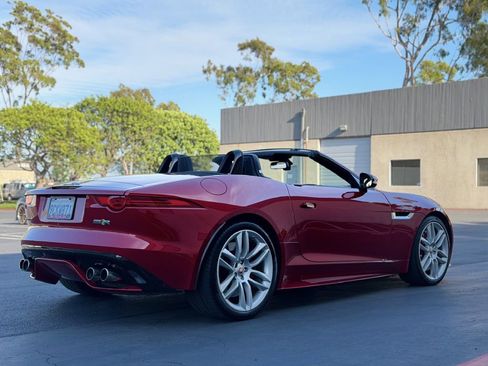 Used 2016 Jaguar F-TYPE R image 28