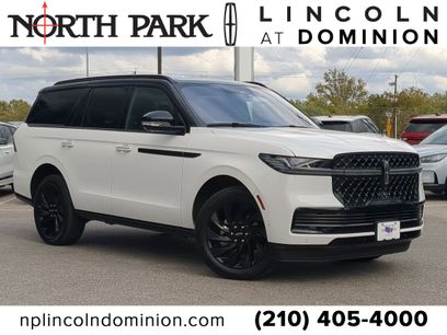 New 2025 Lincoln Navigator Reserve w/ Jet Appearance Package