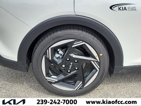 New 2026 Kia K4 EX FWD image 9