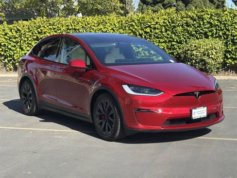 Used 2023 Tesla Model X Plaid image 8