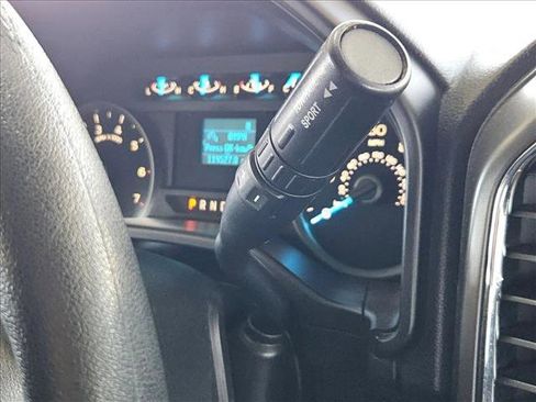 Used 2016 Ford F150 XLT image 12