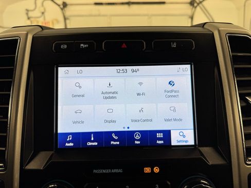 Used 2020 Ford F250 Lariat w/ Lariat Value Package AWD/4WD image 35