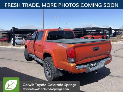 Used 2017 Toyota Tacoma TRD Sport w/ Premium & Technology Package image 6