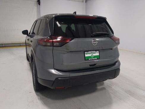 Used 2024 Nissan Rogue S AWD/4WD image 6