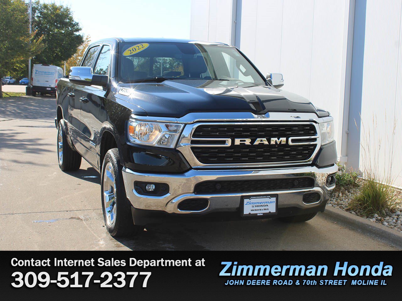 Used 2022 RAM 1500 Big Horn AWD/4WD image 3