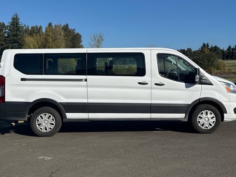 Used 2021 Ford Transit 350 XLT image 3