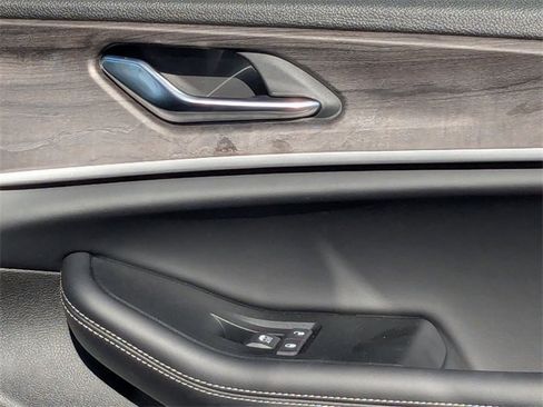 New 2025 Jeep Grand Cherokee L Limited image 38