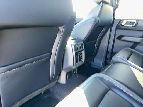 New 2025 Ford Bronco Outer Banks w/ Sasquatch Package image 17