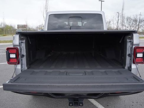 Used 2020 Jeep Gladiator Rubicon AWD/4WD image 18