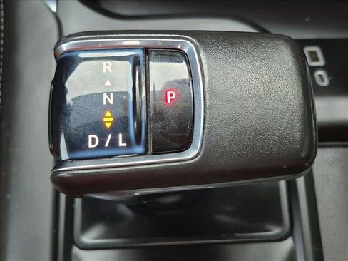 Used 2022 GMC Sierra 1500 Denali Ultimate AWD/4WD image 11