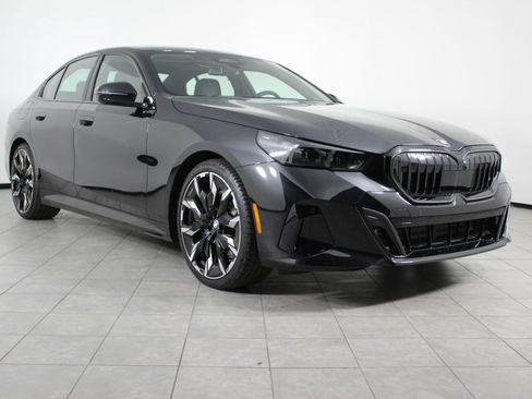 New 2026 BMW 540i xDrive w/ M Sport Package image 7