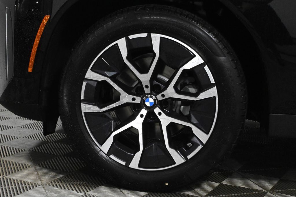 Certified 2026 BMW X3 xDrive30i w/ Premium Package AWD/4WD image 12