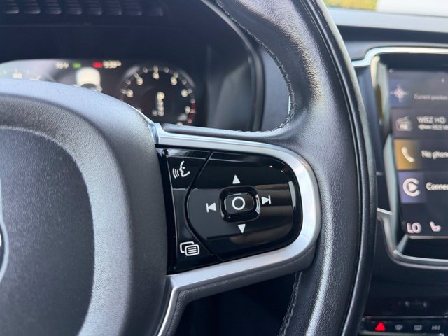Used 2019 Volvo XC90 T6 Momentum w/ Protection Package Premier AWD/4WD image 16