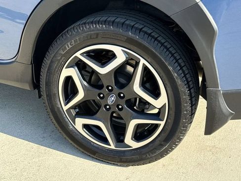 Used 2020 Subaru Crosstrek 2.0i Limited w/ Moonroof Package w/Navigation AWD/4WD image 11