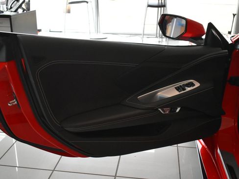 Used 2021 Chevrolet Corvette Stingray Coupe w/ Battery Protection Package image 12